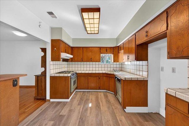 7429 Alexander Street, Gilroy, CA 95020