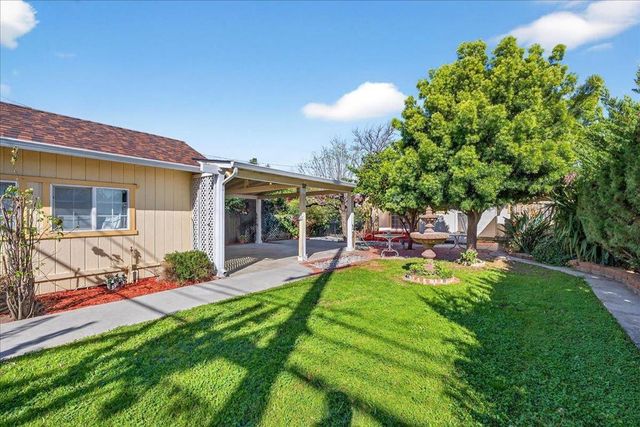 7429 Alexander Street, Gilroy, CA 95020