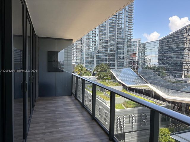 801 S Miami Ave 1207, Miami, FL 33130