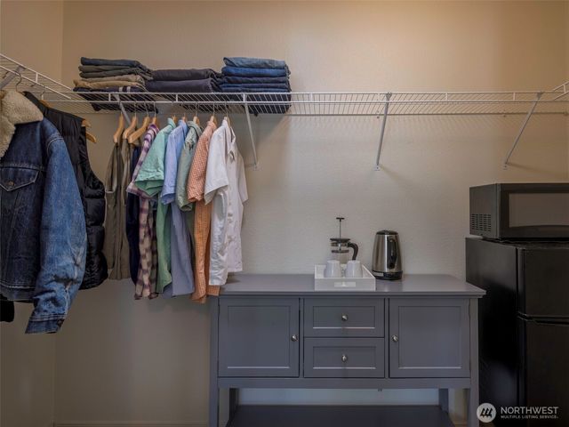 274192 E Hwy 101, Sequim, WA 98382