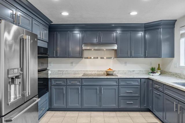 523 Elk Ridge 6, San Jose, CA 95136