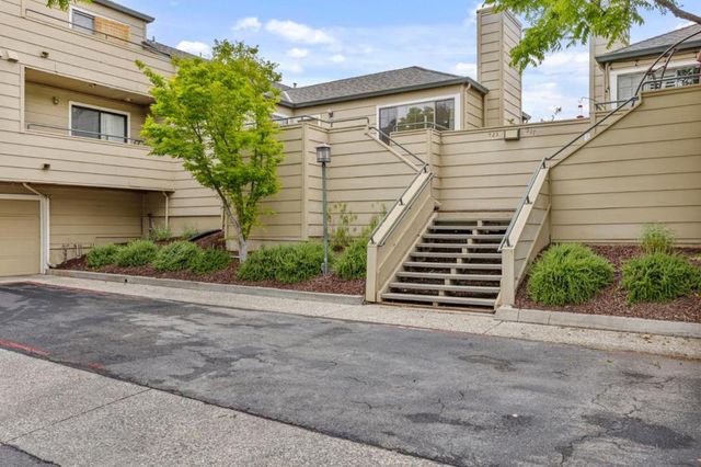 523 Elk Ridge 6, San Jose, CA 95136