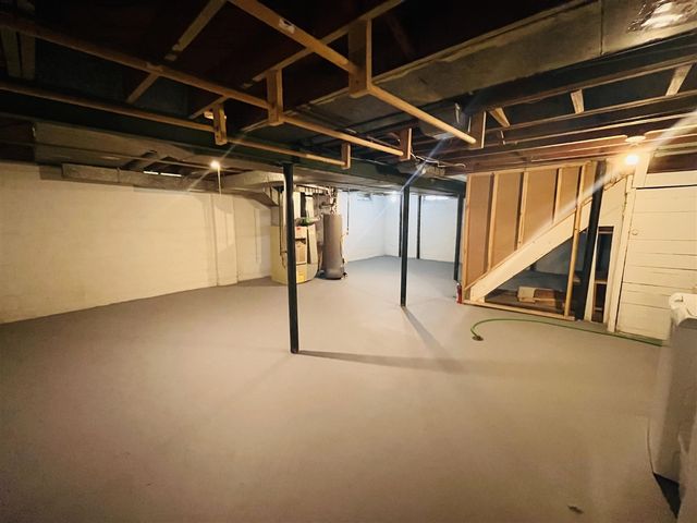2009 Buckingham Avenue, Lincoln Park, MI 48146