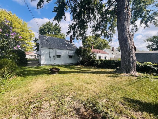 2009 Buckingham Avenue, Lincoln Park, MI 48146