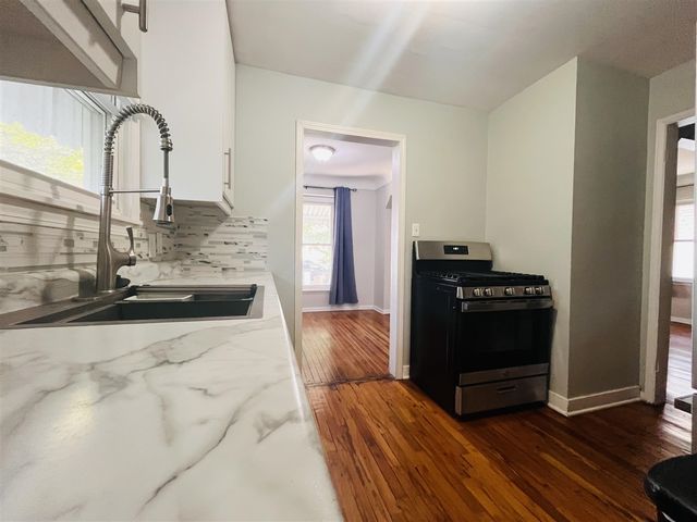 2009 Buckingham Avenue, Lincoln Park, MI 48146
