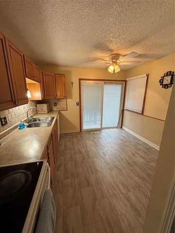 120 E 36th Street, Des Moines, IA 50317