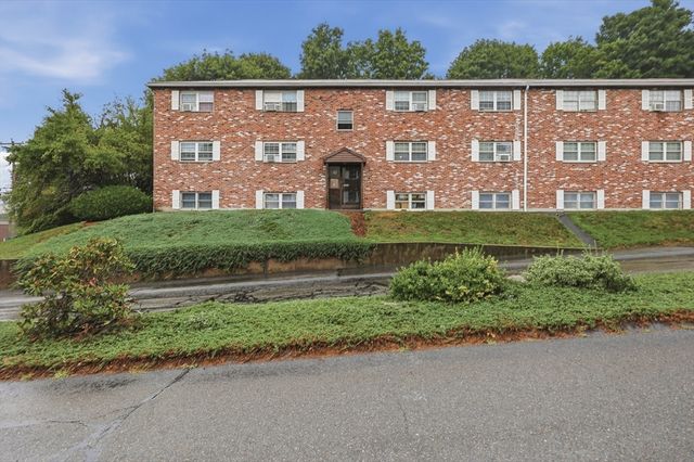 10 Robin Drive 1, Marlborough, MA 01752