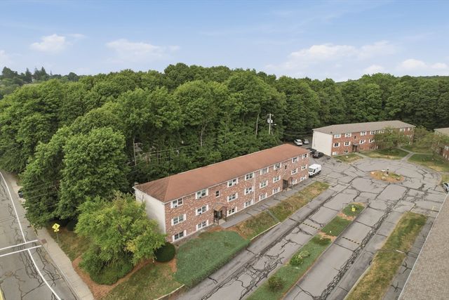 10 Robin Drive 1, Marlborough, MA 01752