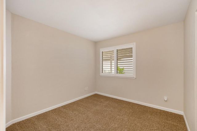 7528 Sunwest Ln, Sacramento, CA 95828