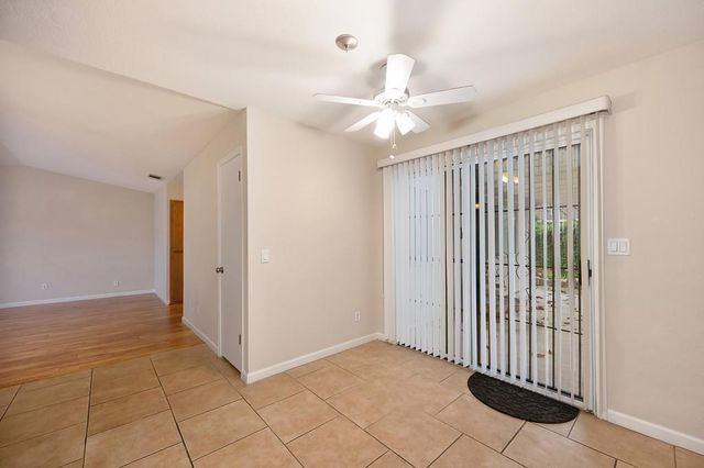 7528 Sunwest Ln, Sacramento, CA 95828