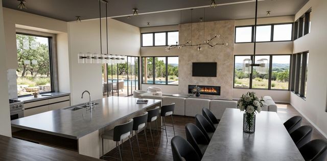 32000 Mirela Ann RD, Dripping Springs, TX 78620