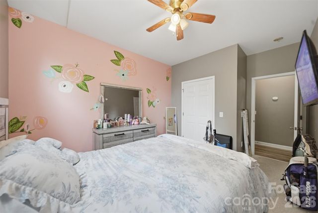 1395 Robinhood Drive, Morganton, NC 28655