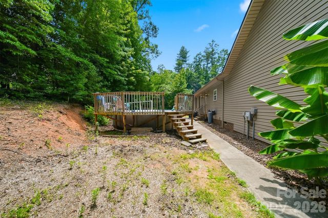 1395 Robinhood Drive, Morganton, NC 28655