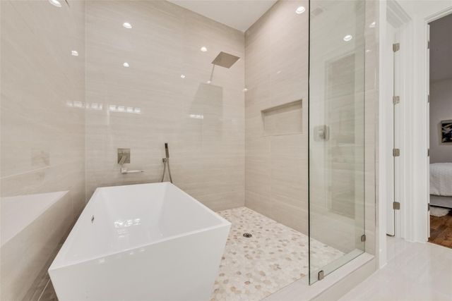 219 W Yarmouth Street, Dallas, TX 75208