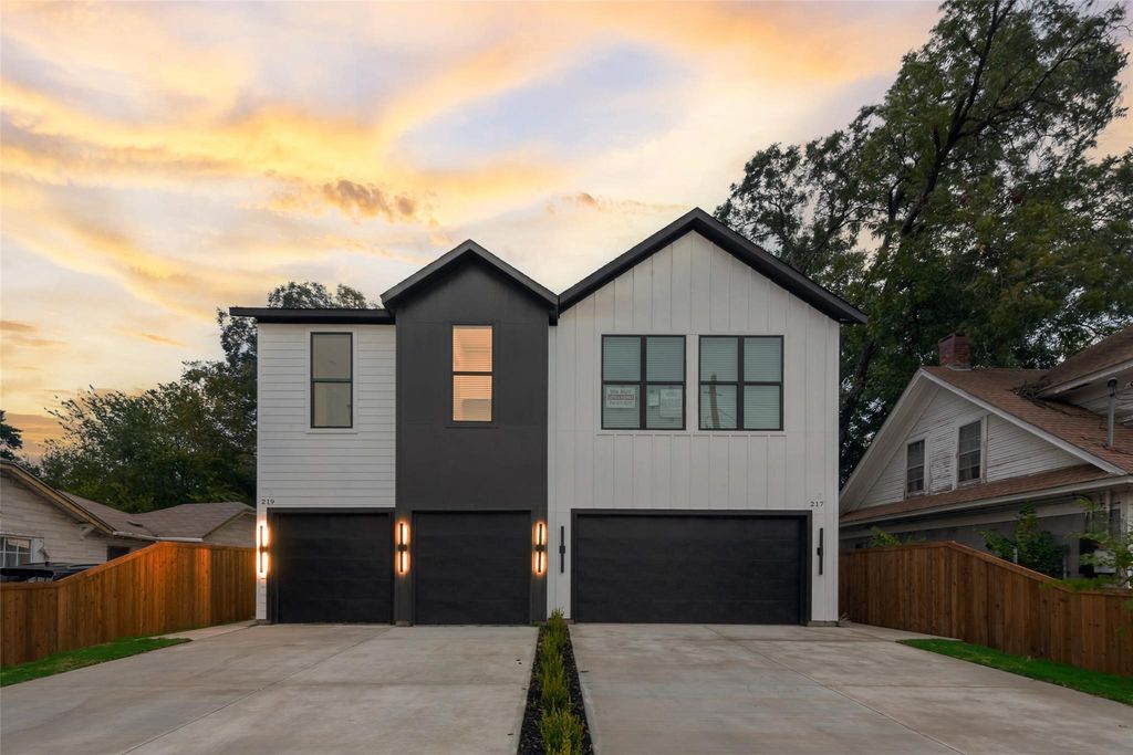 219 W Yarmouth Street, Dallas, TX 75208