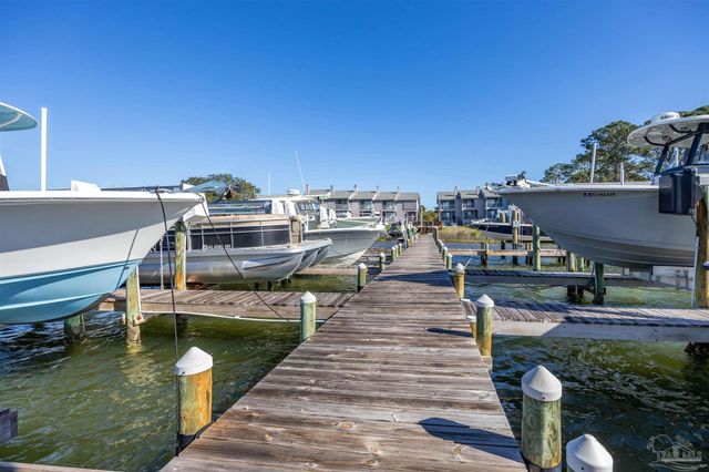 14180 River Rd 2, Pensacola, FL 32507