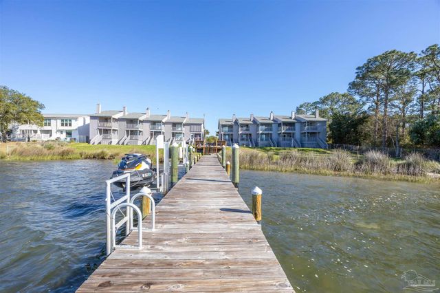 14180 River Rd 2, Pensacola, FL 32507