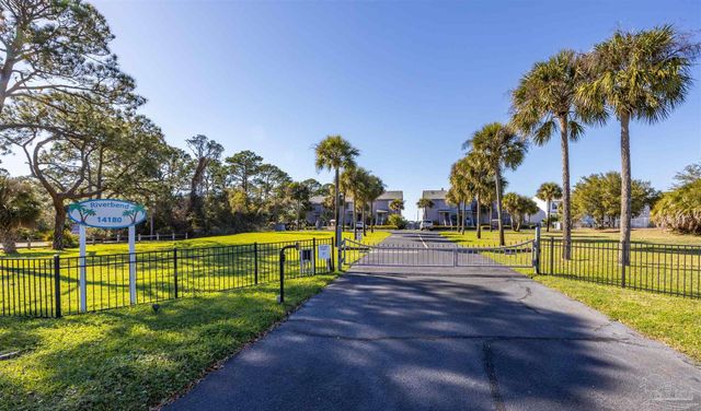 14180 River Rd 2, Pensacola, FL 32507