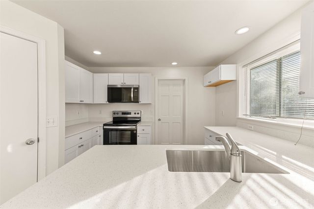 21804 41st Avenue Ct E, Spanaway, WA 98387
