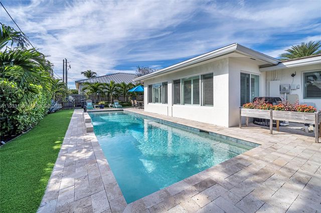 2832 NE 34th St, Lighthouse Point, FL 33064