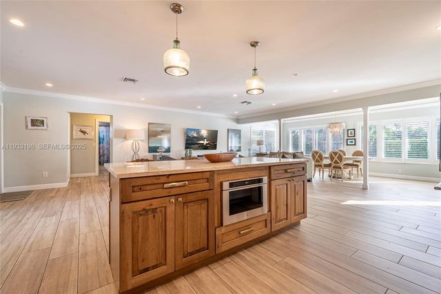 2832 NE 34th St, Lighthouse Point, FL 33064