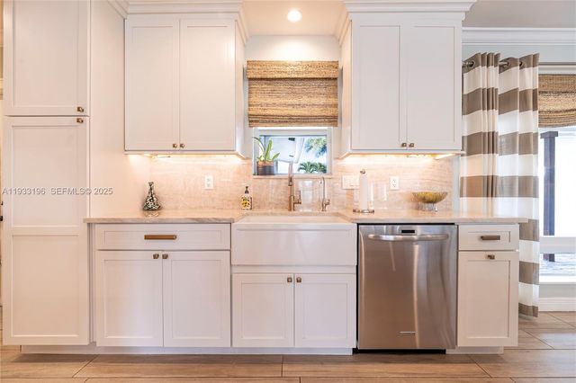 2832 NE 34th St, Lighthouse Point, FL 33064