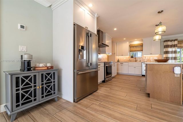 2832 NE 34th St, Lighthouse Point, FL 33064