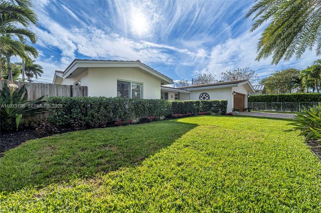 2832 NE 34th St, Lighthouse Point, FL 33064