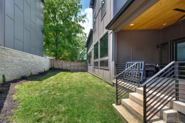 2328A Carter Ave, Nashville, TN 37206