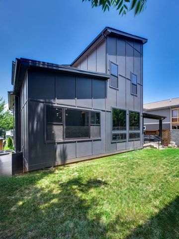 2328A Carter Ave, Nashville, TN 37206