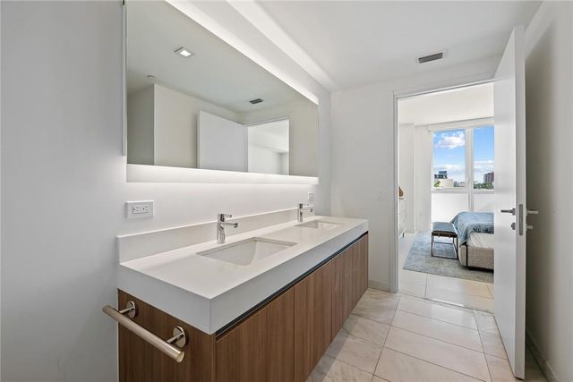 401 N Birch Road 411, Fort Lauderdale, FL 33304