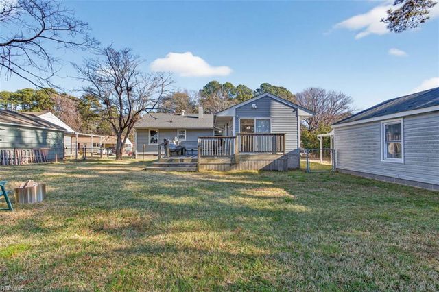 32 Warren DR, Portsmouth, VA 23701
