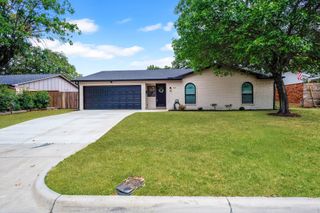 1914 Kynette Drive, Euless, TX 76040