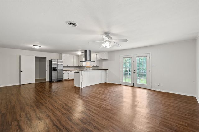 8718 Panther Drive, Woodway, TX 76712