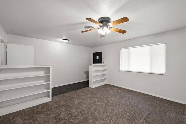 8718 Panther Drive, Woodway, TX 76712