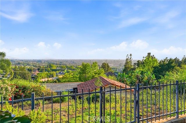 2910 E Shady Forest, Orange, CA 92867