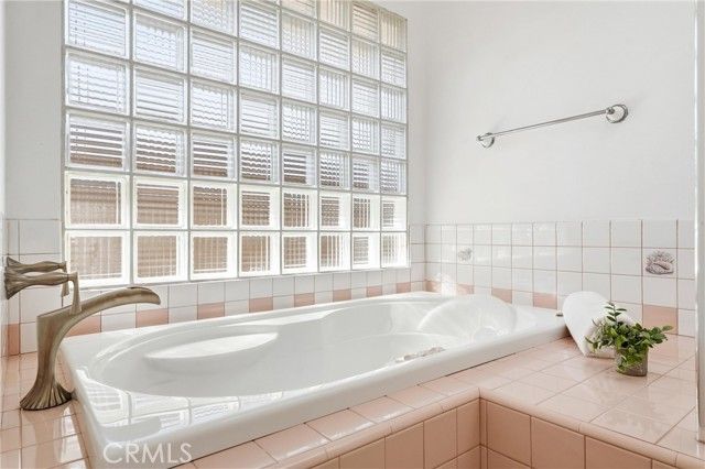 2910 E Shady Forest, Orange, CA 92867