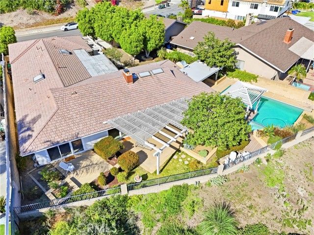 2910 E Shady Forest, Orange, CA 92867