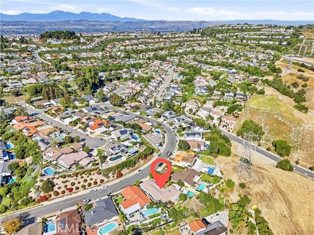 2910 E Shady Forest, Orange, CA 92867