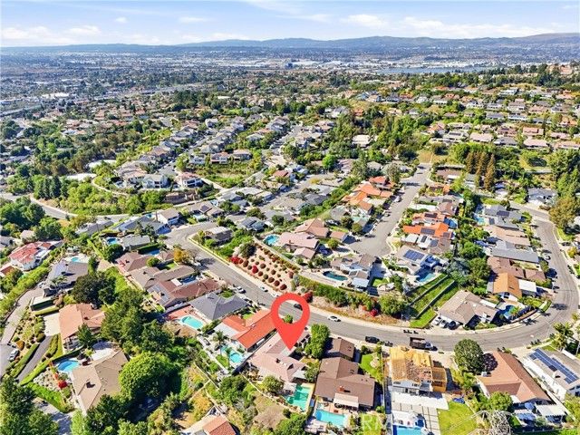 2910 E Shady Forest, Orange, CA 92867