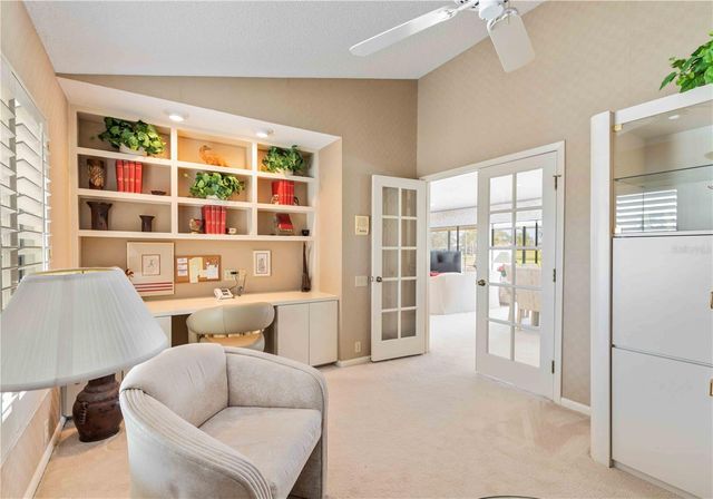 4364 PRESIDENTIAL AVENUE CIRCLE E, Bradenton, FL 34203