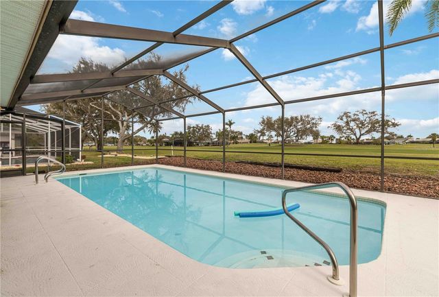 4364 PRESIDENTIAL AVENUE CIRCLE E, Bradenton, FL 34203