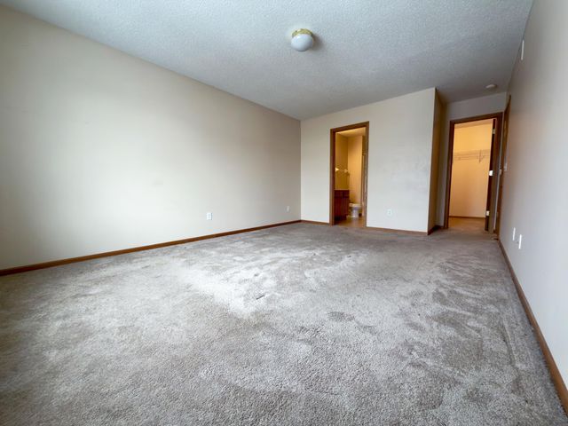 14701 Cobalt Street NW 15, Anoka, MN 55303