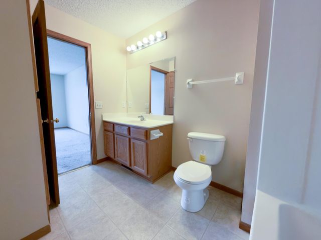 14701 Cobalt Street NW 15, Anoka, MN 55303