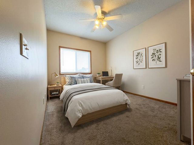 14701 Cobalt Street NW 15, Anoka, MN 55303