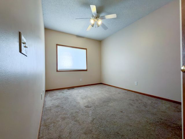 14701 Cobalt Street NW 15, Anoka, MN 55303