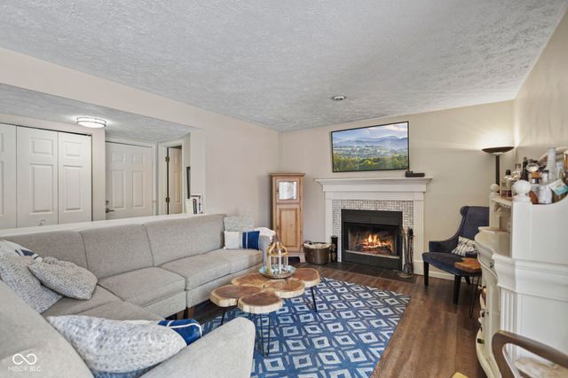 8574 Woodstone Court, Indianapolis, IN 46256