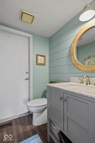 8574 Woodstone Court, Indianapolis, IN 46256