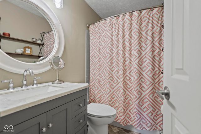 8574 Woodstone Court, Indianapolis, IN 46256