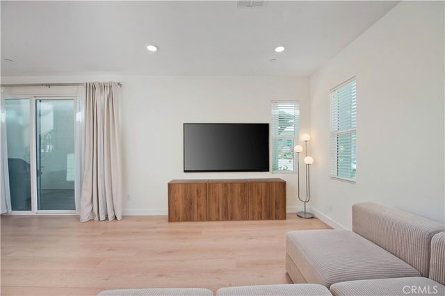 27022 Evening Sky Place, Valencia, CA 91381